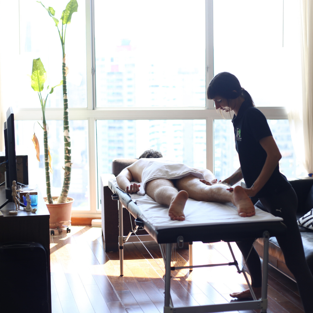 Relajación, desintoxicación, lifting facial, adelgazamiento …Una combinación perfecta en un masaje! Si es posible.